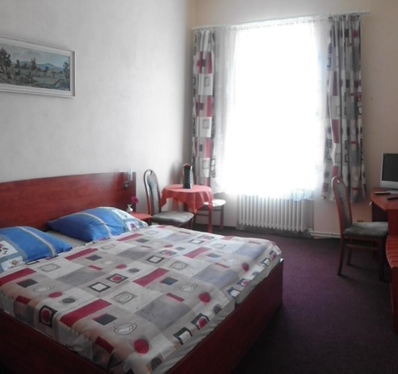 U Jindricha Otel Milevsko Dış mekan fotoğraf